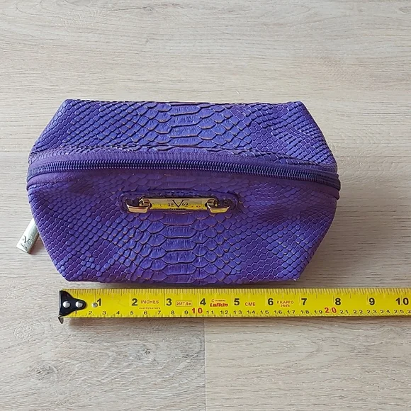 Makeup Bag - Picture 8 of 10